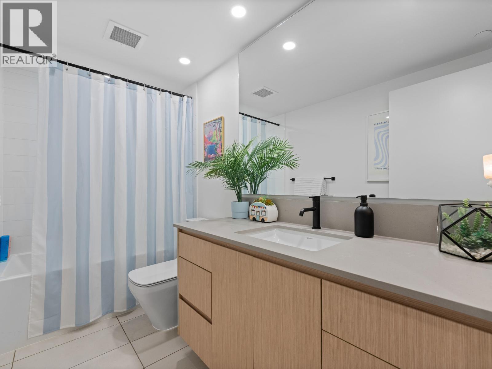 5 528 E 2nd Street, North Vancouver, British Columbia  V7L 0G8 - Photo 26 - R3075788