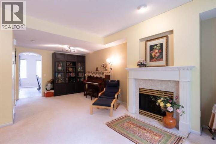 10 7500 Cumberland Street, Burnaby, British Columbia  V3N 4Z9 - Photo 13 - R3083448