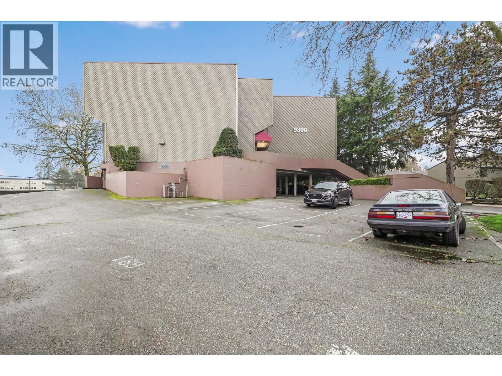 Listing Picture 22 of 23 : 202 9300 GLENACRES DRIVE, Richmond / 烈治文 - 魯藝地產 Yvonne Lu Group - MLS Medallion Club Member