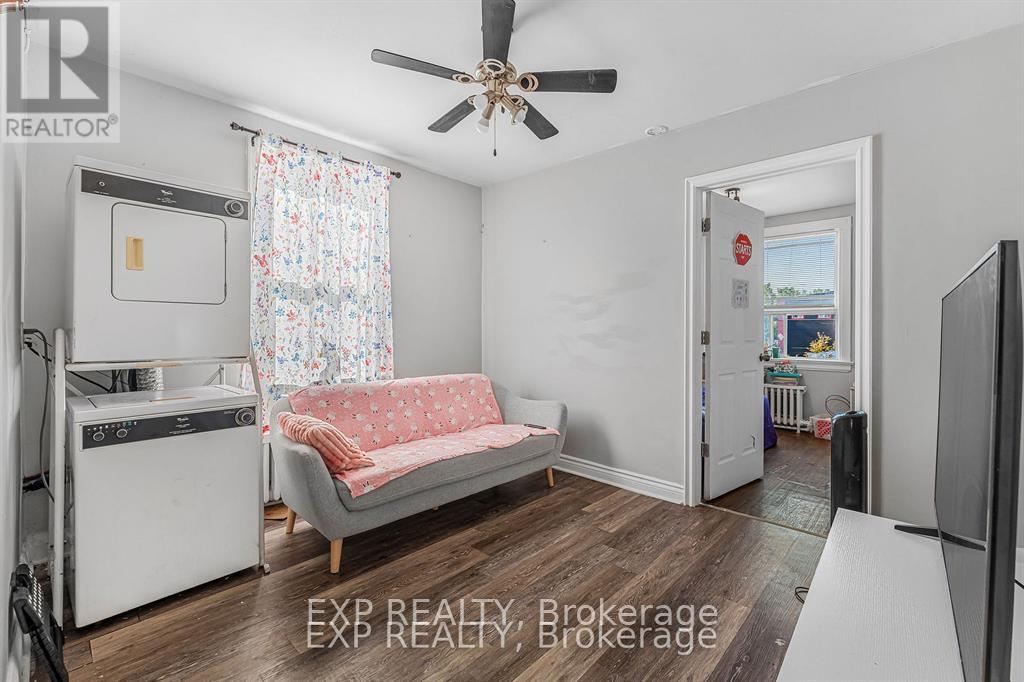 4553 Ferguson Street, Niagara Falls, Ontario  L2E 2Y7 - Photo 11 - X12452765