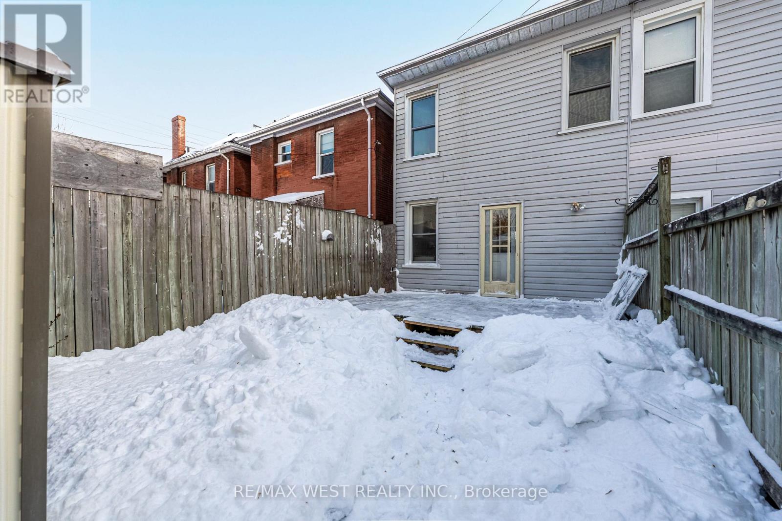 266 Wolfe Street, Peterborough, Ontario  K9J 2L3 - Photo 6 - X12731054