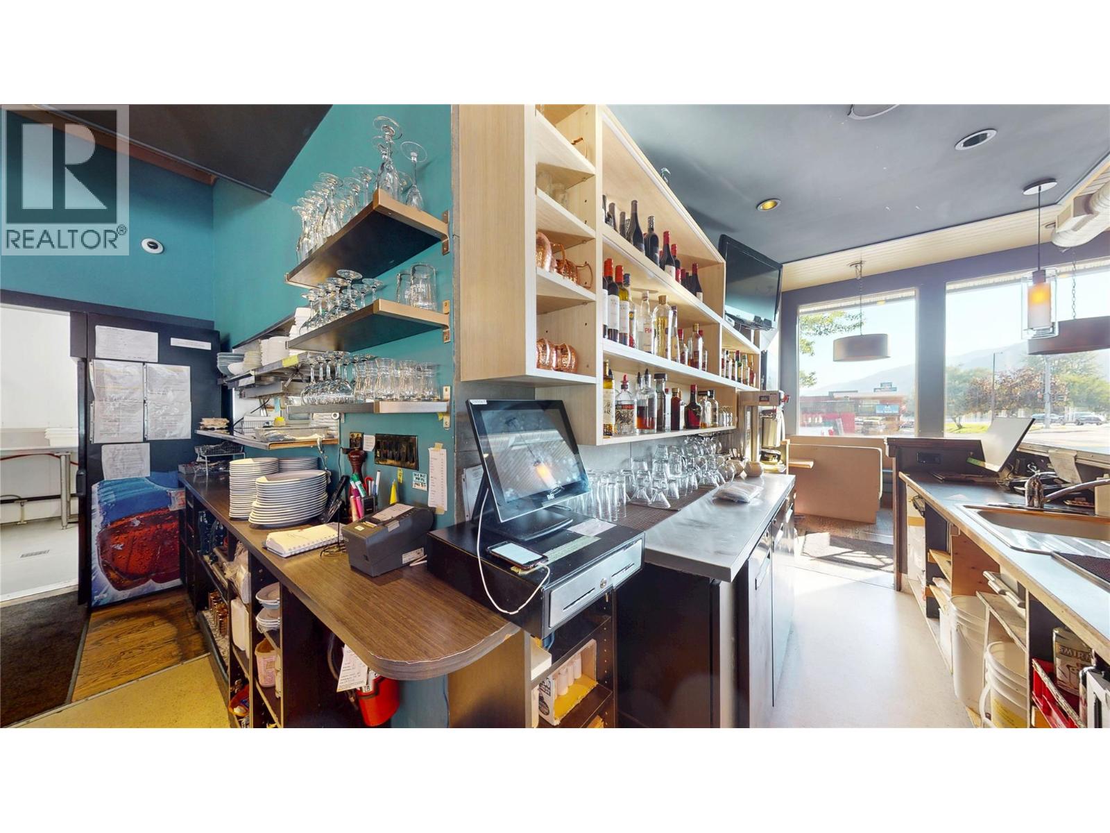 301 Highway 3, Fernie, British Columbia  V0B 1M0 - Photo 16 - 10373991