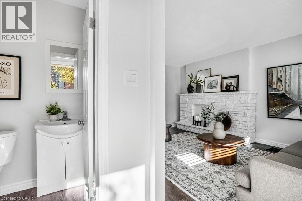 262 Westcourt Place, Waterloo, Ontario  N2L 2R7 - Photo 10 - 40771584