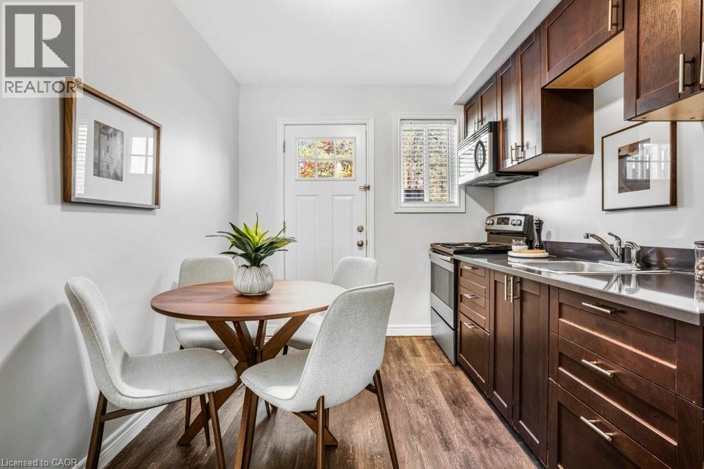 262 Westcourt Place, Waterloo, Ontario  N2L 2R7 - Photo 14 - 40771584