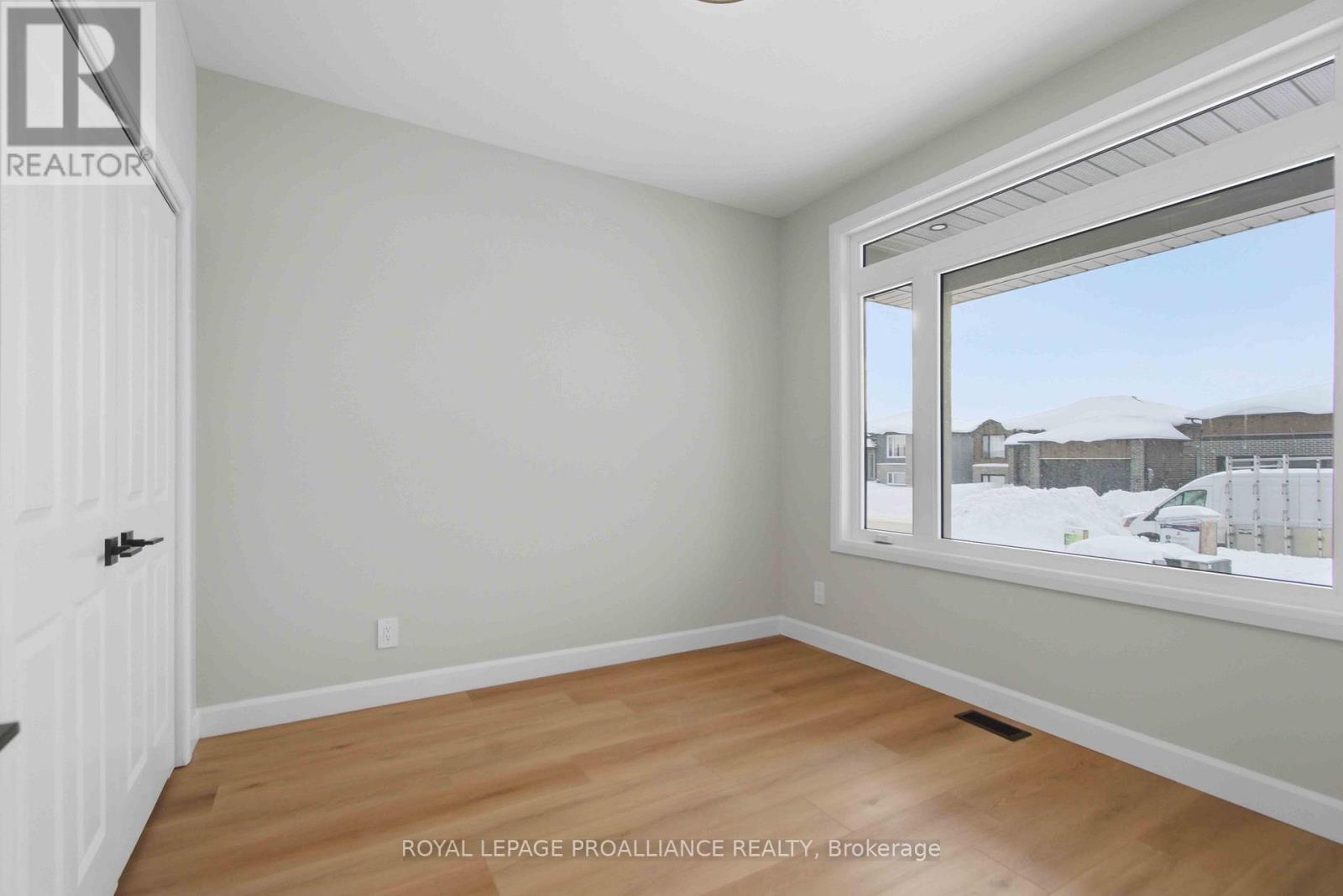 29 Schmidt Way, Quinte West (Murray Ward), Ontario  K8V 0L5 - Photo 21 - X12732780