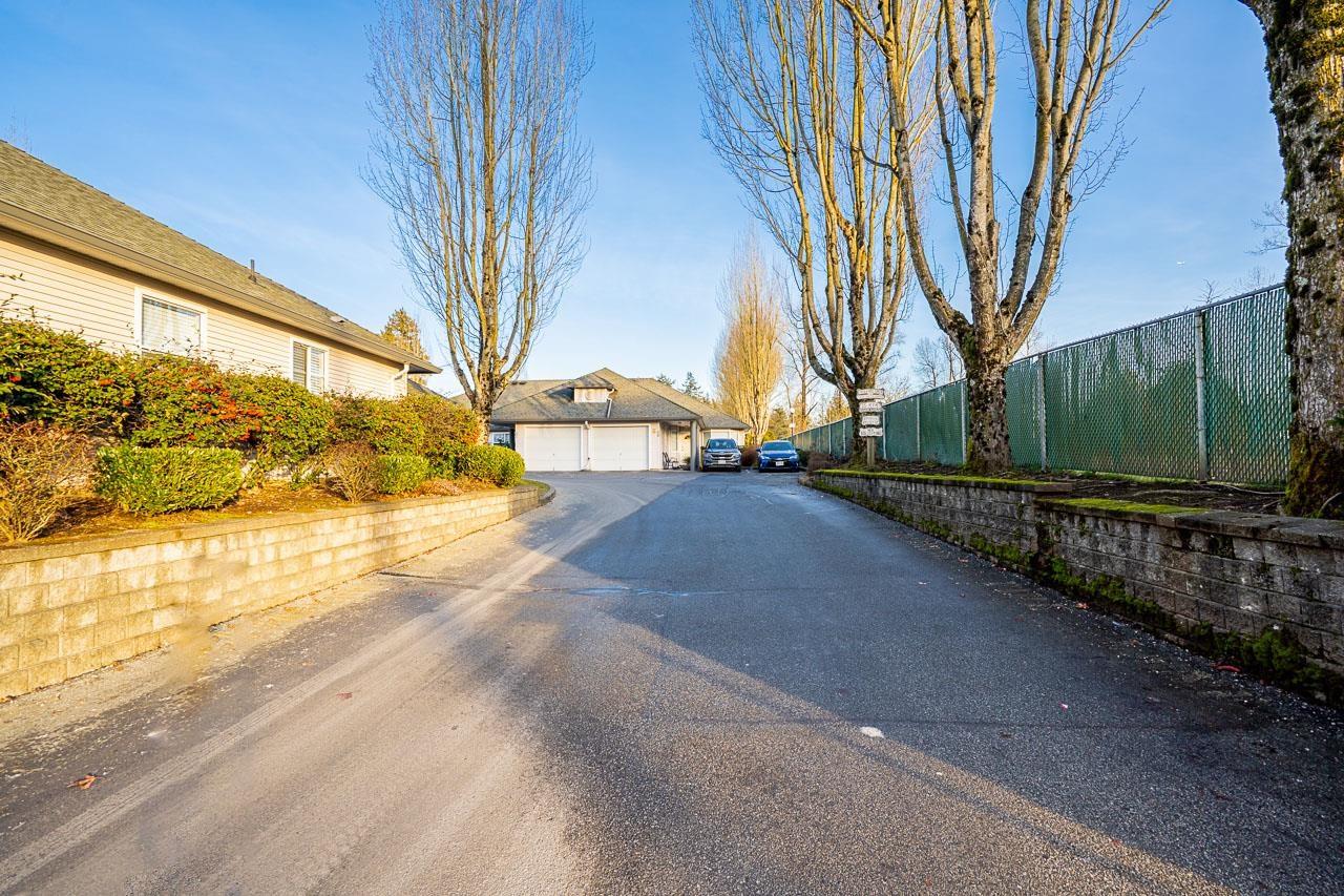 1 9088 Holt Road, Surrey, British Columbia  V3V 4H3 - Photo 2 - R3081041