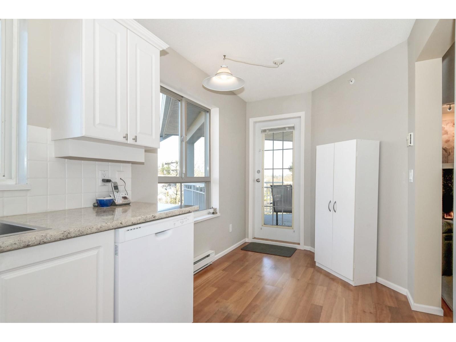 306 19750 64th Avenue, Langley, British Columbia  V2Y 2T1 - Photo 10 - R3083205