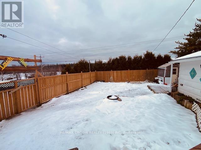 175 Mgr Proulx Avenue, Mattice-Val Cote, Ontario  P0L 1T0 - Photo 10 - T12732794