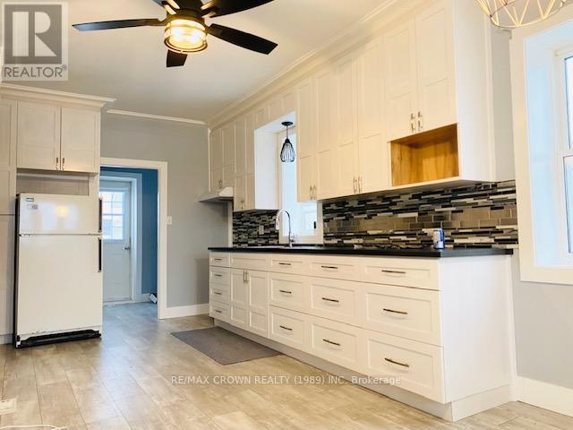 175 Mgr Proulx Avenue, Mattice-Val Cote, Ontario  P0L 1T0 - Photo 3 - T12732794