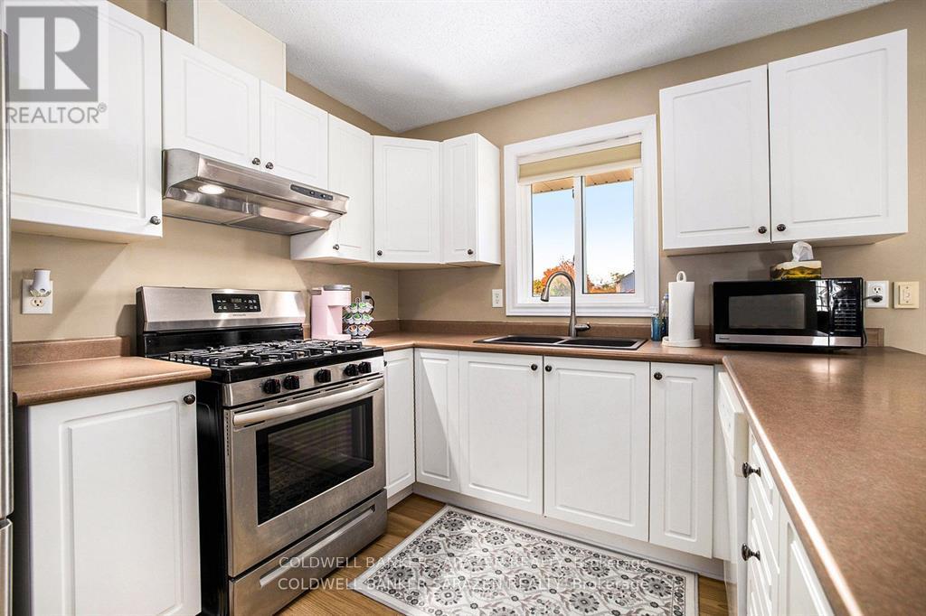 129 Riley Crescent, Mcnab/braeside, Ontario K7S 0E9 - Photo 5 - X12732748