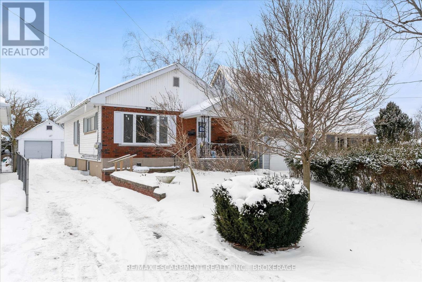 Lower - 51 Runcorn Street, St. Catharines, Ontario  L2M 1N9 - Photo 2 - X12732738