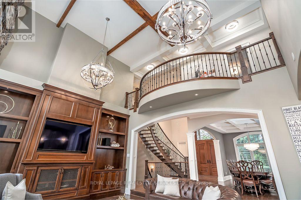 2319 Kilbride Street, Burlington, Ontario  L7P 0H7 - Photo 22 - W12375572