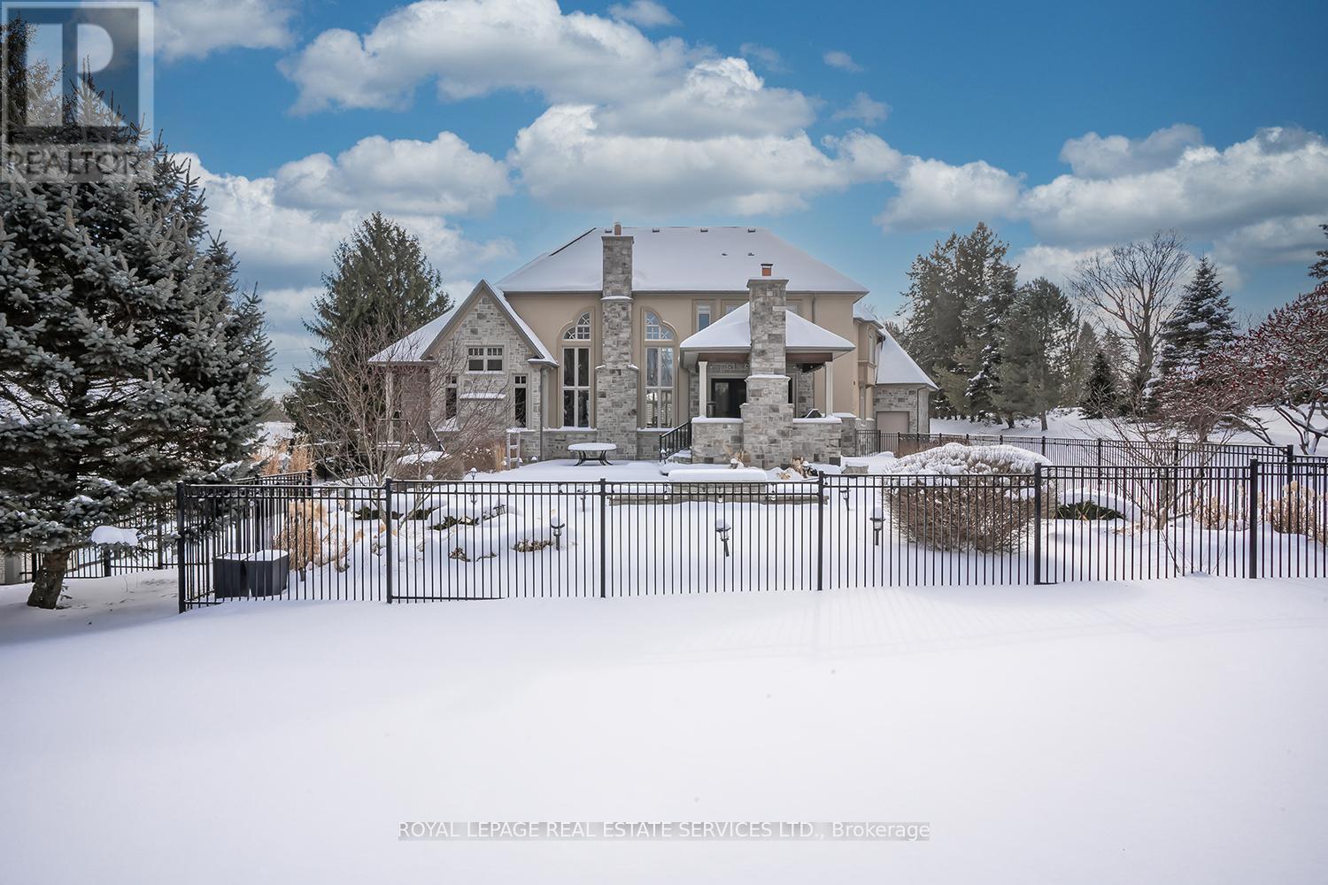 2319 Kilbride Street, Burlington, Ontario  L7P 0H7 - Photo 2 - W12375572