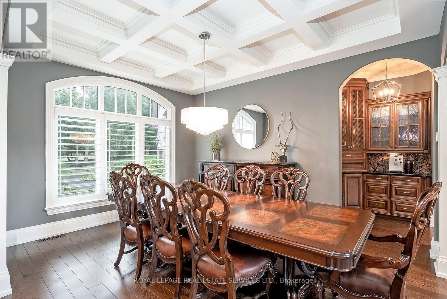 2319 Kilbride Street, Burlington, Ontario  L7P 0H7 - Photo 17 - W12375572