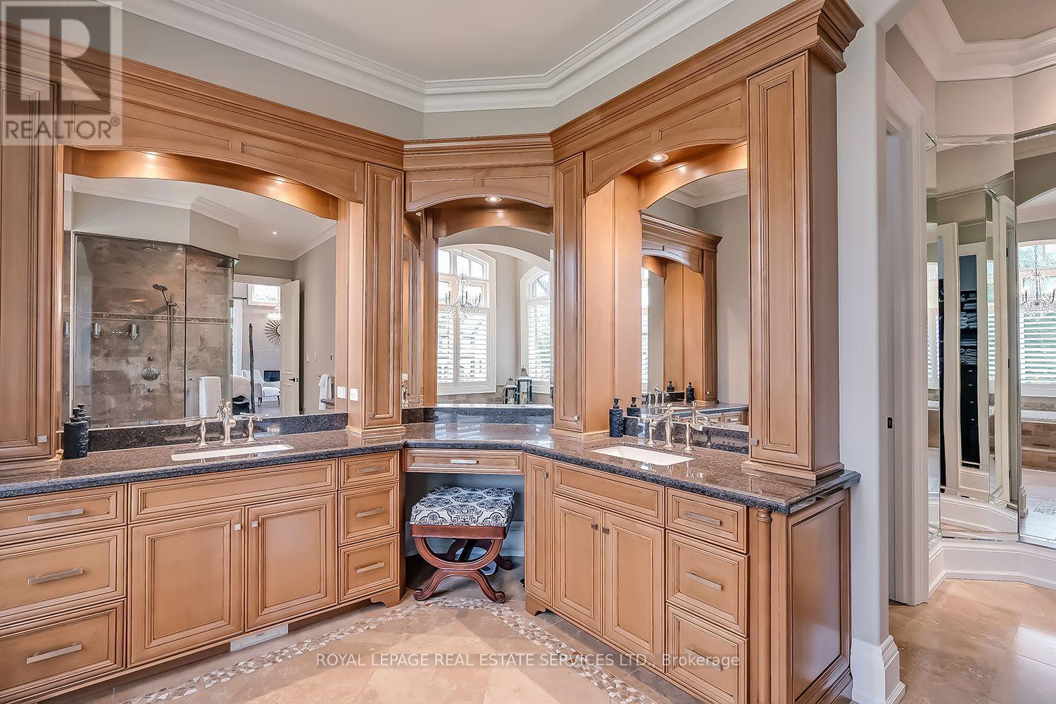 2319 Kilbride Street, Burlington, Ontario  L7P 0H7 - Photo 27 - W12375572