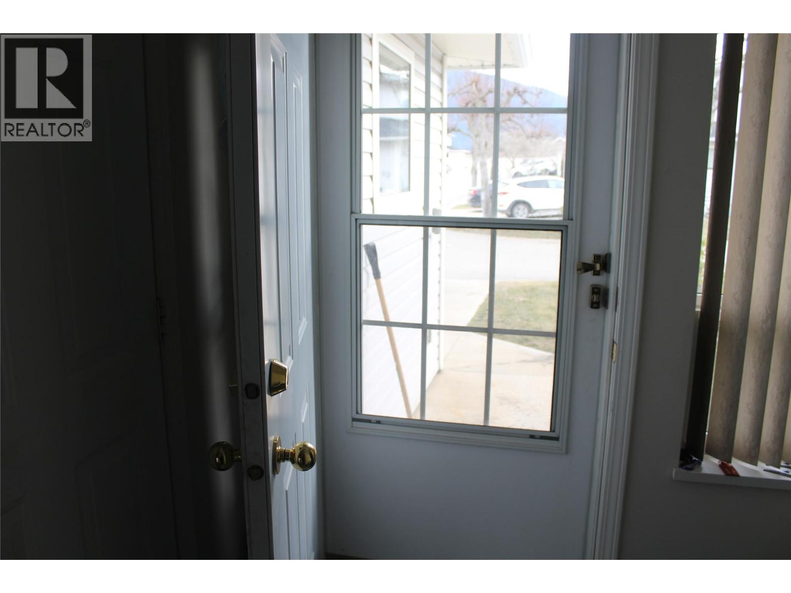 2951 11 Avenue Ne Unit# 10, Salmon Arm, British Columbia V1E 4N1 - Photo 16 - 10373933