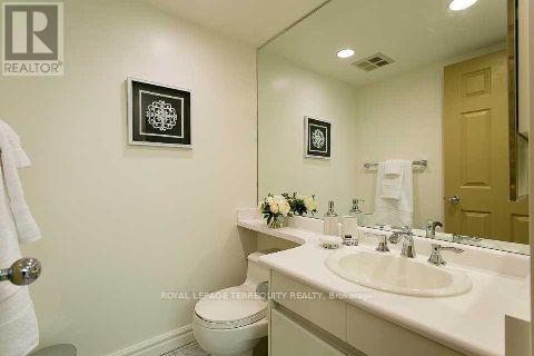 406 - 33 University Avenue, Toronto, Ontario  M5J 2S7 - Photo 15 - C12732766