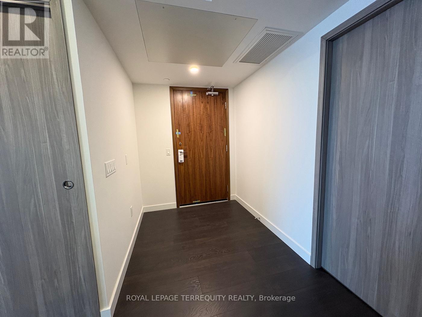 3810 - 3 Concord Cityplace Way, Toronto, Ontario  M5V 0X4 - Photo 23 - C12732814