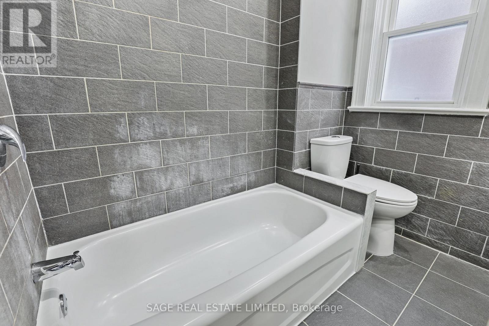 Main - 95 Hillsdale Avenue E, Toronto, Ontario  M4S 1T4 - Photo 14 - C12732822