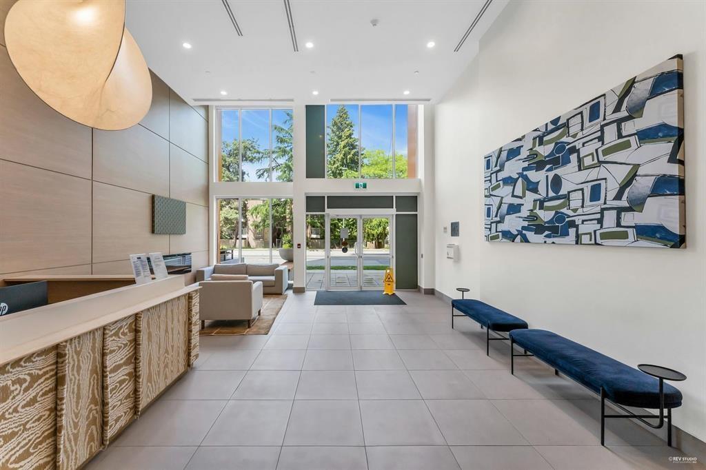 1902 13318 104 Avenue, Surrey, British Columbia  V3T 0R2 - Photo 2 - R3083577