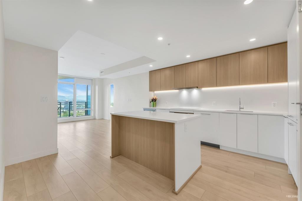 1902 13318 104 Avenue, Surrey, British Columbia  V3T 0R2 - Photo 7 - R3083577