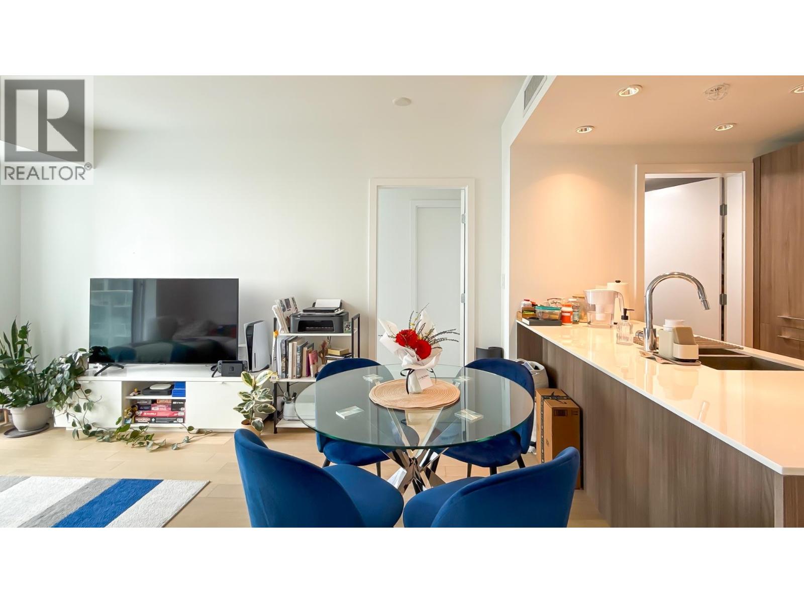 1112 2220 Kingsway, Vancouver, British Columbia  V5N 2T7 - Photo 13 - R3045459