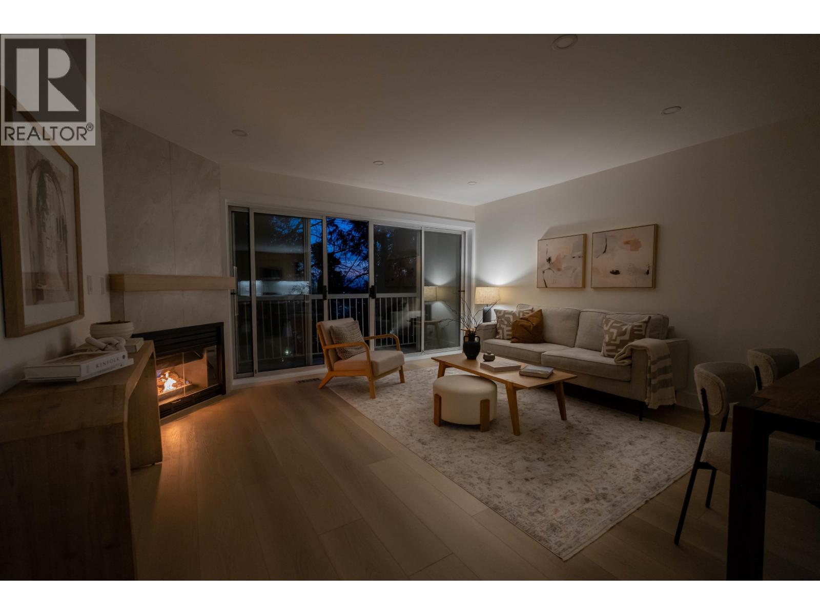 3350 Cobblestone Avenue, Vancouver, British Columbia  V5S 4S4 - Photo 2 - R3082801