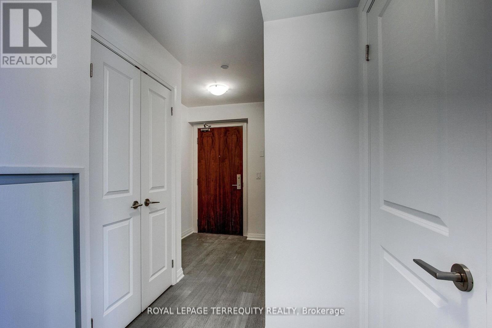 1202 - 8 Mercer Street, Toronto, Ontario  M5V 0C4 - Photo 2 - C12732700