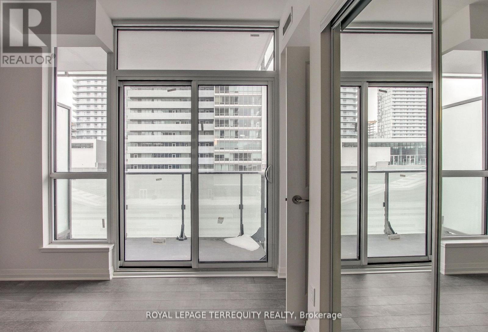 1202 - 8 Mercer Street, Toronto, Ontario  M5V 0C4 - Photo 13 - C12732700