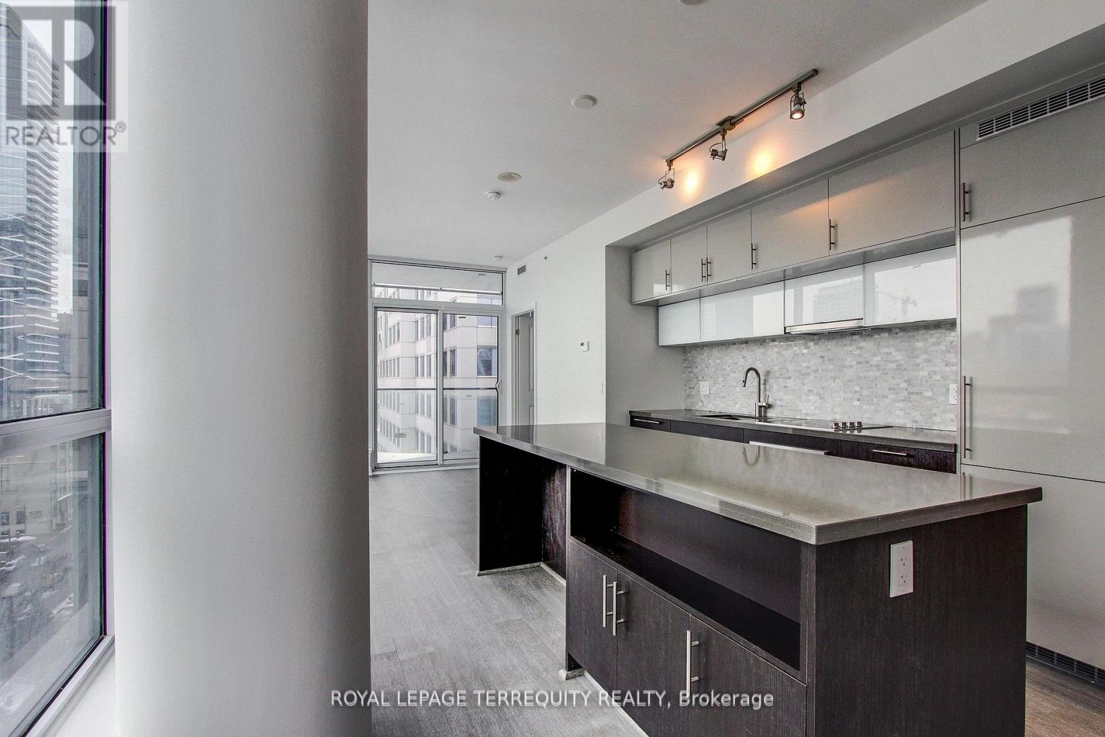 1202 - 8 Mercer Street, Toronto, Ontario  M5V 0C4 - Photo 7 - C12732700