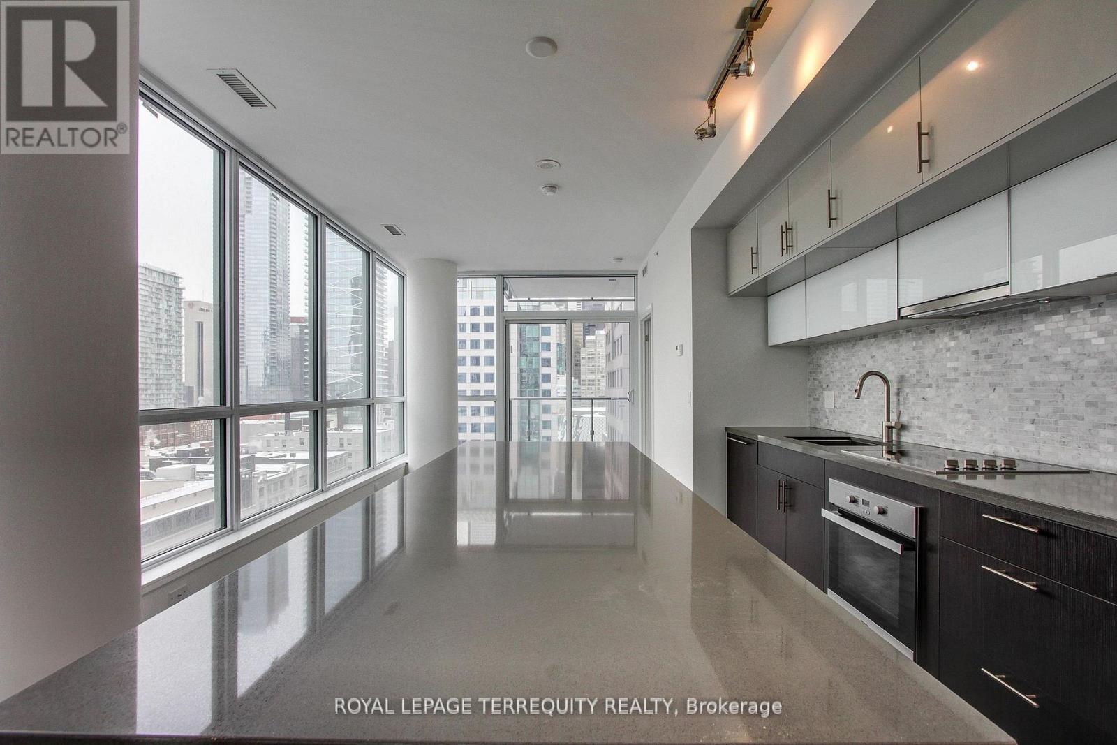 1202 - 8 Mercer Street, Toronto, Ontario  M5V 0C4 - Photo 6 - C12732700