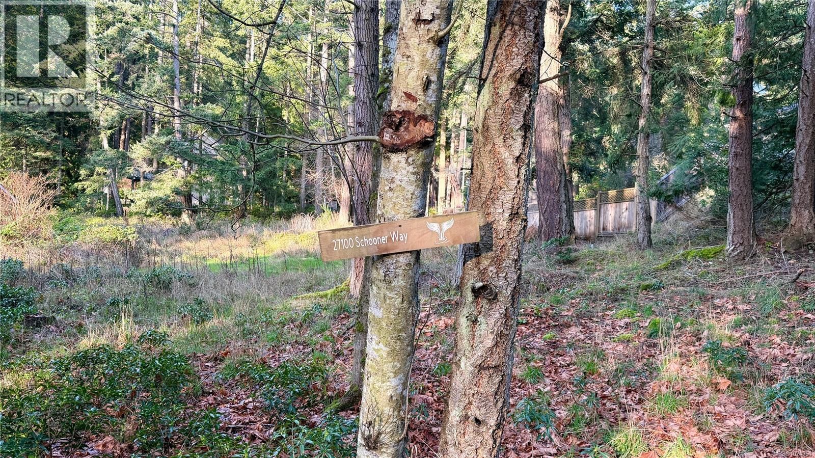 27100 Schooner Way, Pender Island, British Columbia  V0N 2M2 - Photo 2 - 1024364