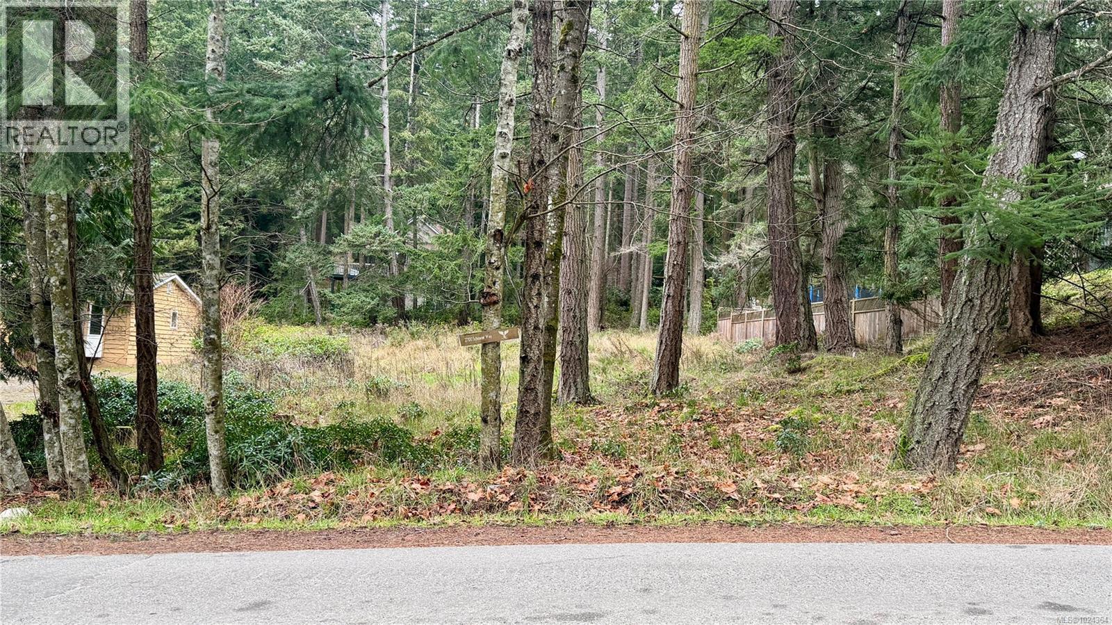 27100 Schooner Way, Pender Island, British Columbia  V0N 2M2 - Photo 9 - 1024364