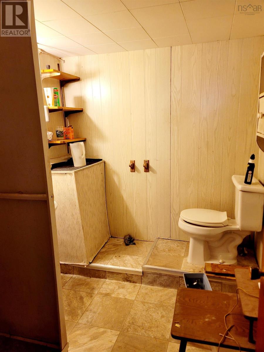 5 Currie Street, Glace Bay, Nova Scotia  B1A 5E2 - Photo 10 - 202601415