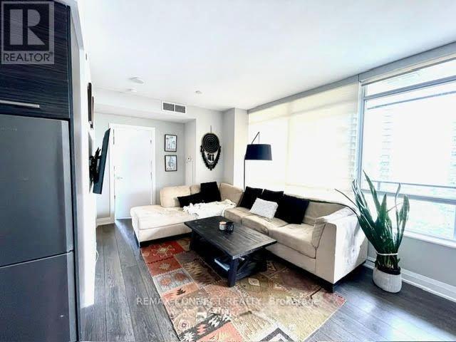 2410 - 36 Park Lawn Road, Toronto, Ontario  M8Y 3H8 - Photo 2 - W12732744