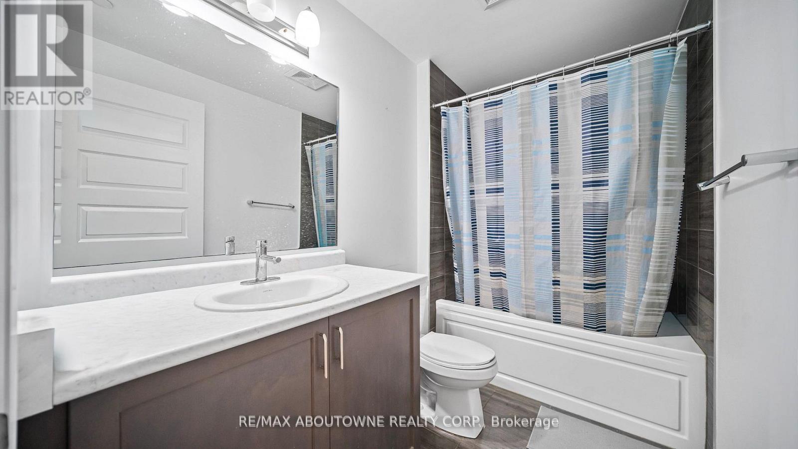 004 - 95 Dundas Street W, Oakville, Ontario  L6M 5N4 - Photo 9 - W12732770