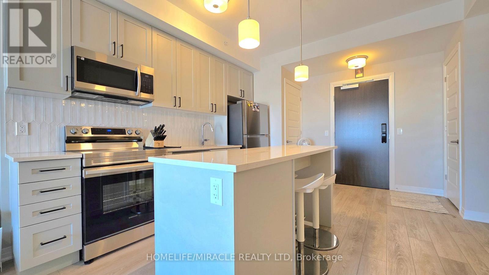 502 - 490 Gordon Krantz Avenue, Milton, Ontario  L9E 1Z5 - Photo 3 - W12732776