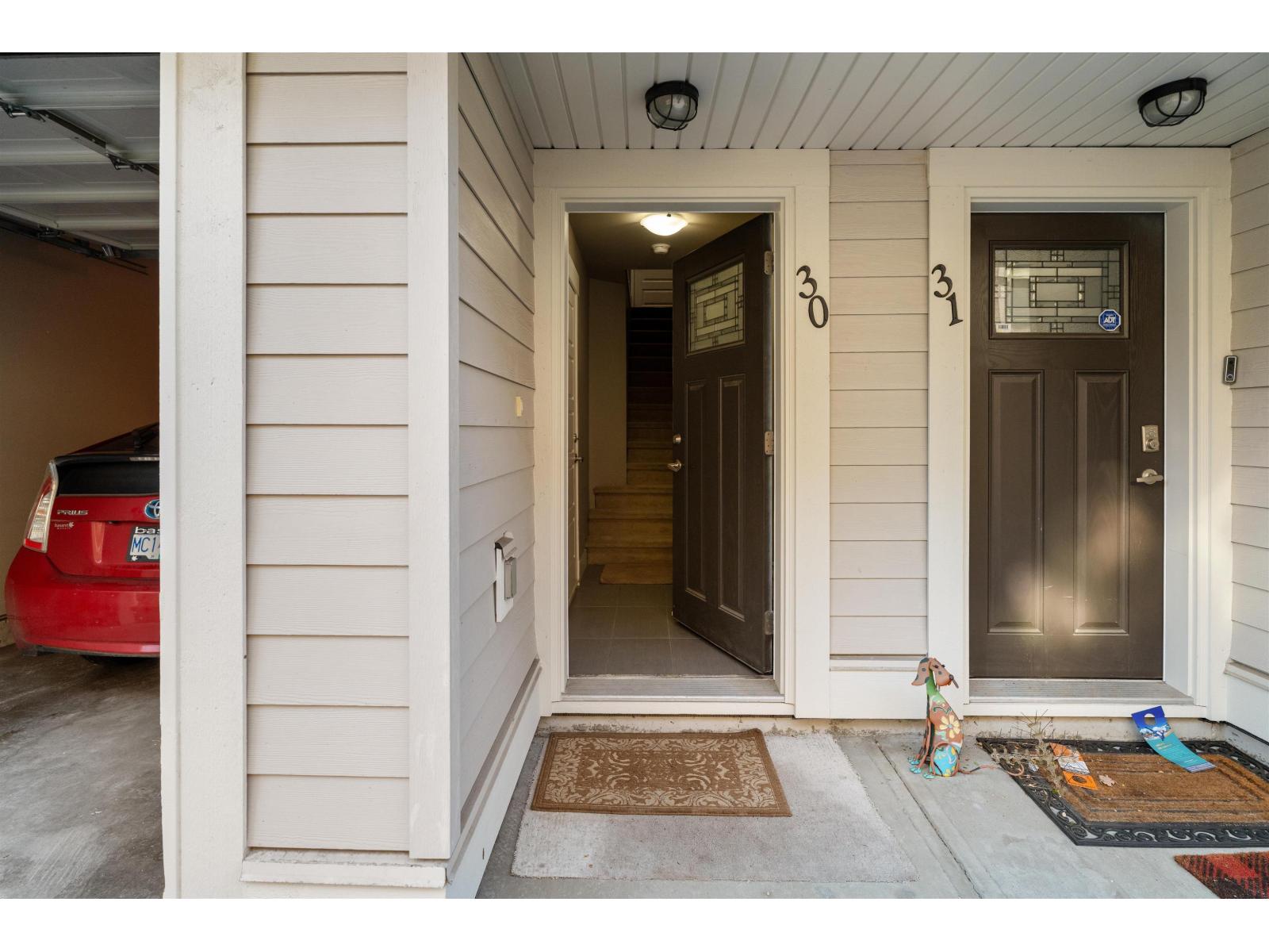 30 19525 73 Avenue, Surrey, British Columbia  V4N 6L7 - Photo 2 - R3079716