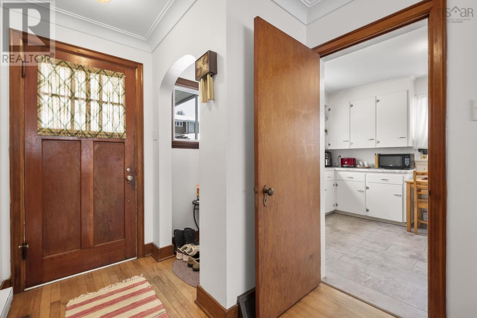 27 Chittick Avenue, Dartmouth, Nova Scotia  B2Y 3J7 - Photo 3 - 202601562