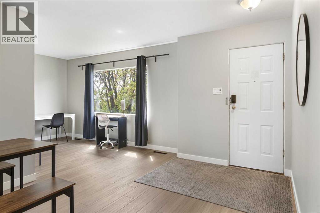 173 Gordon Drive Sw, Calgary, Alberta  T3E 5B1 - Photo 5 - A2281150