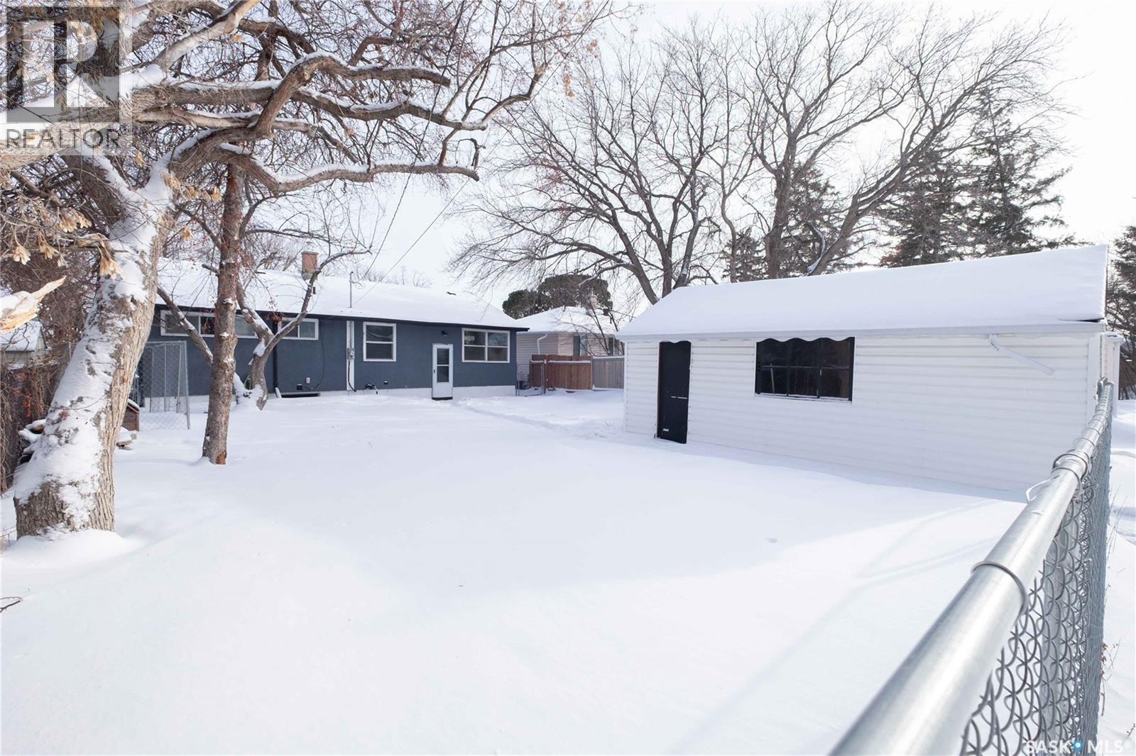 712 Empress Street, Regina, Saskatchewan  S4T 5C8 - Photo 3 - SK027386
