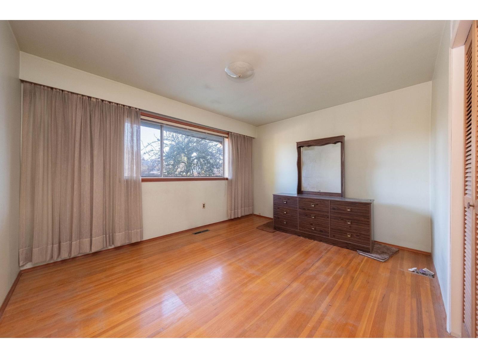 13817 Berg Road, Surrey, British Columbia  V3R 5L2 - Photo 11 - R3083644