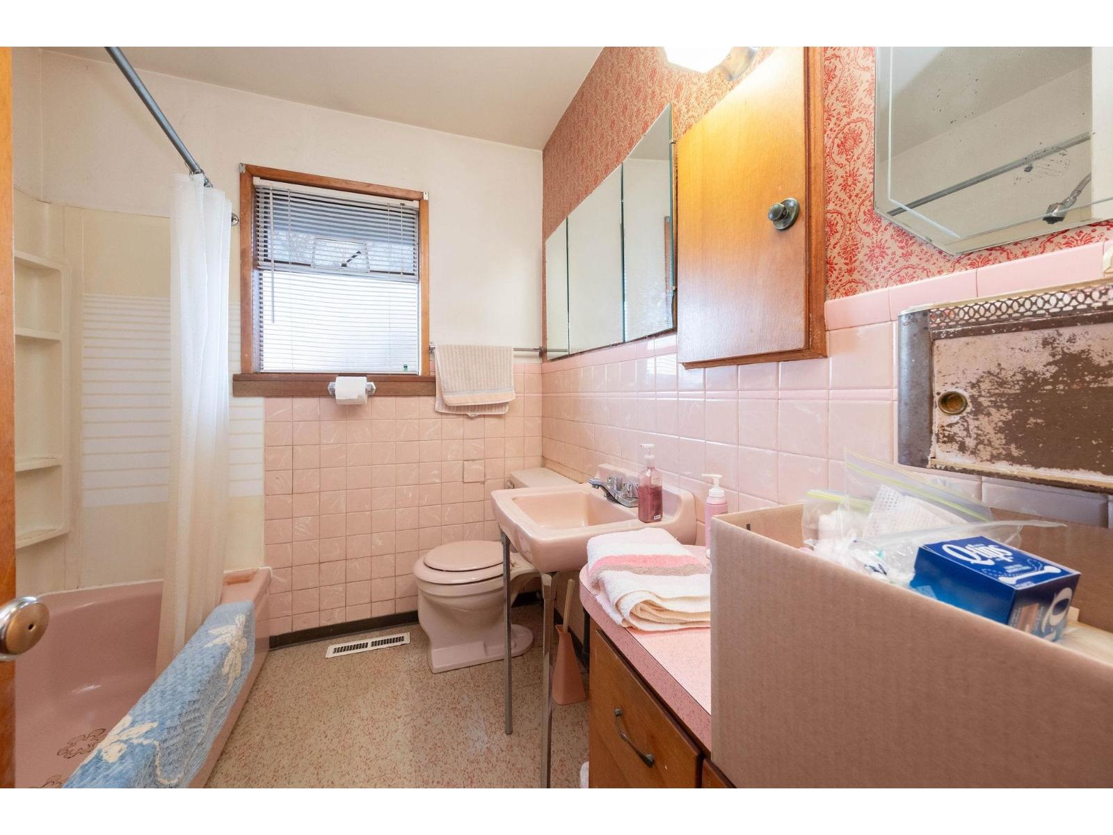 13817 Berg Road, Surrey, British Columbia  V3R 5L2 - Photo 6 - R3083644