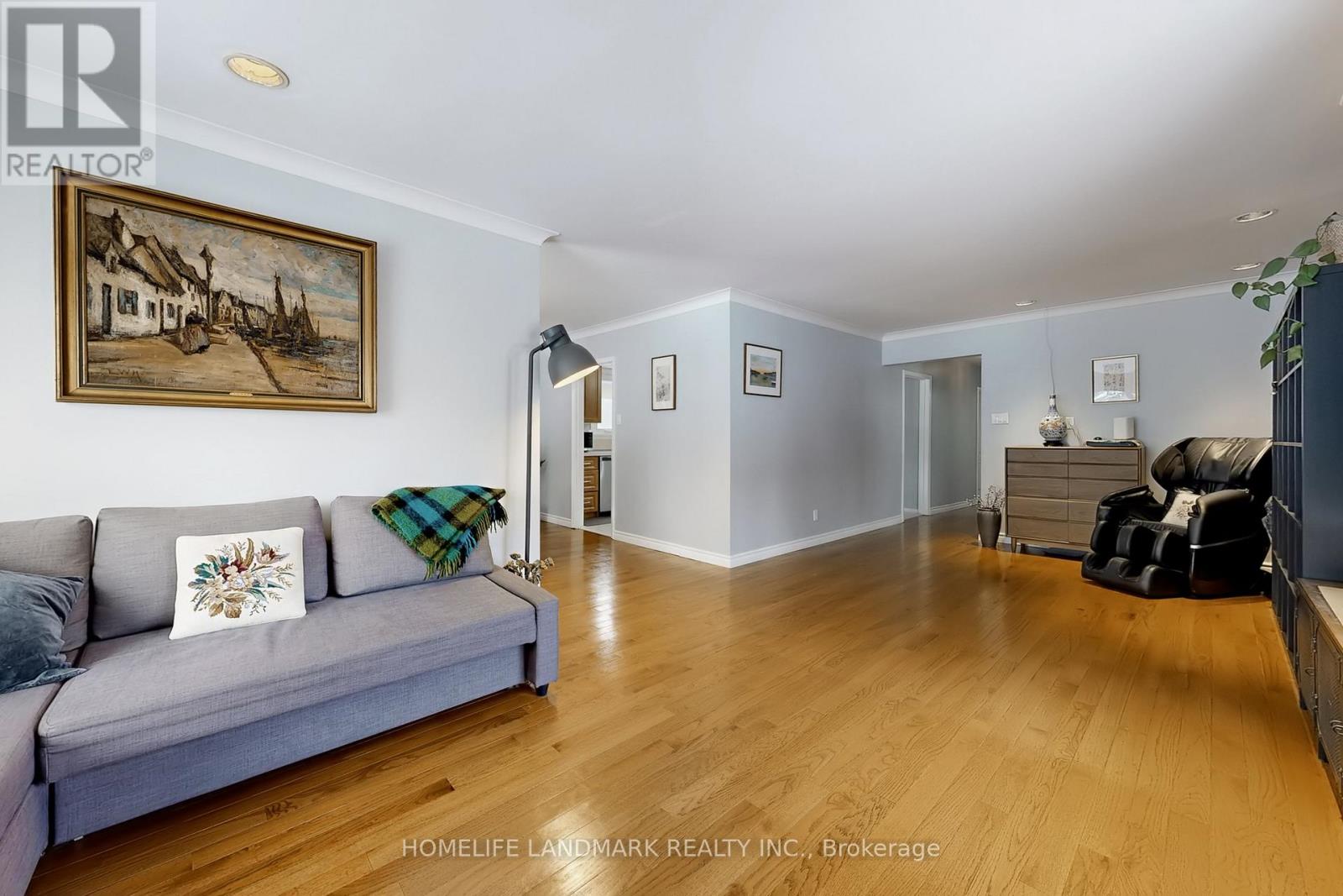 20 Howard Drive, Toronto, Ontario  M2K 1K5 - Photo 9 - C12730024