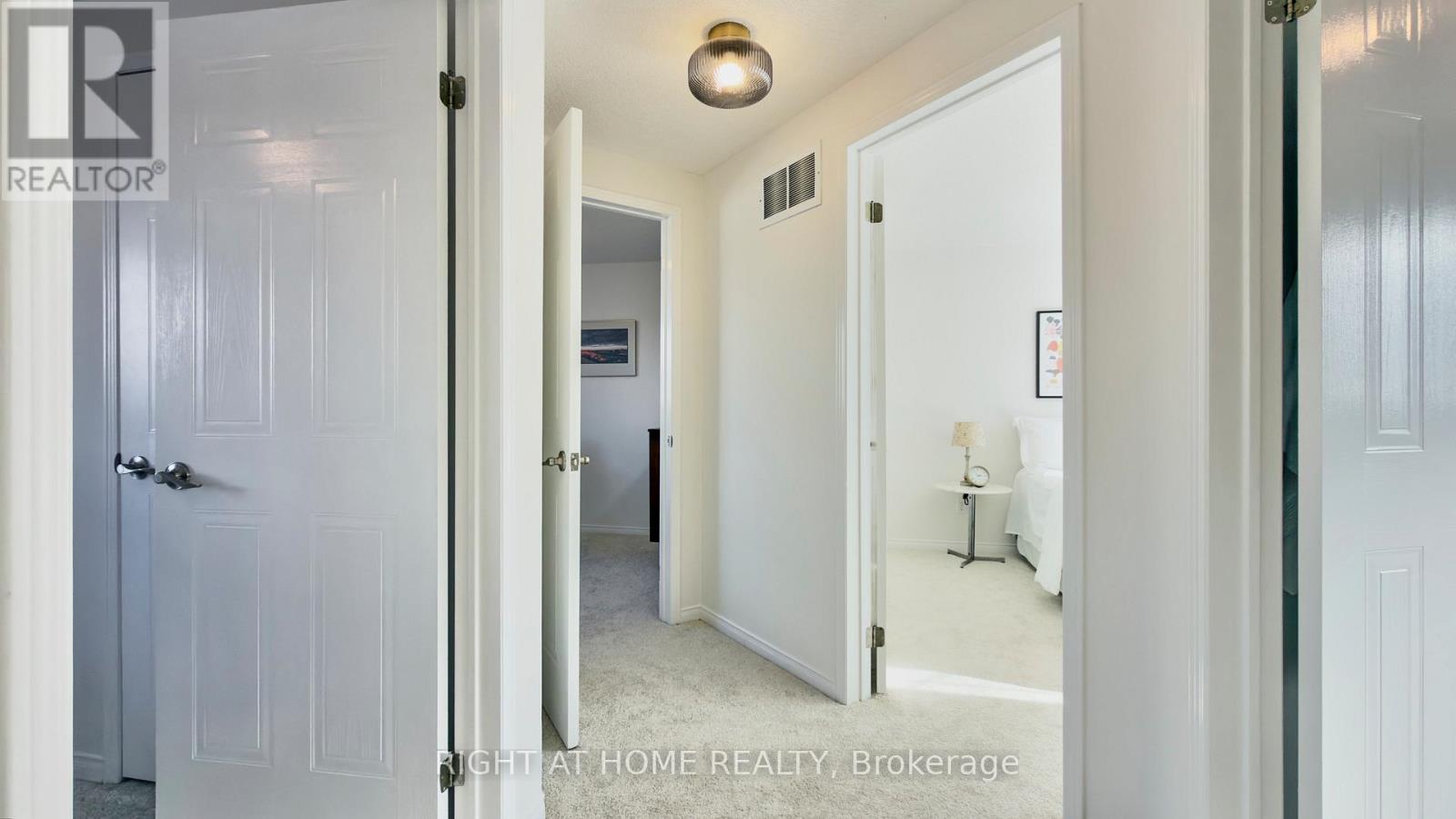 25 Macintyre Lane, Ajax, Ontario  L1T 3X4 - Photo 14 - E12731542