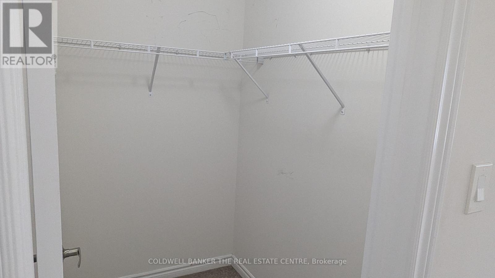 < - 1047 Barton Way, Innisfil, Ontario  L9S 0N5 - Photo 22 - N12613924