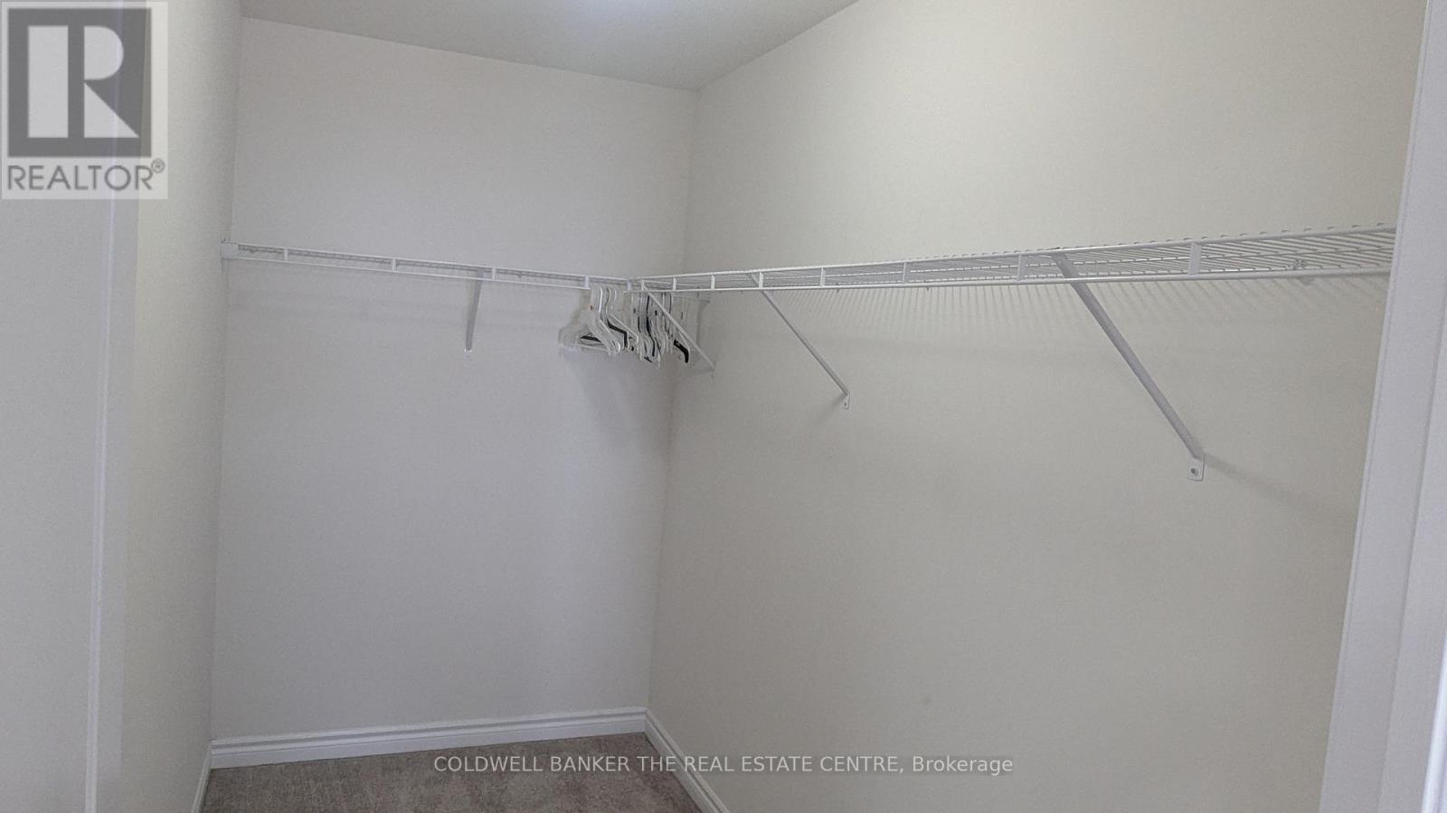 < - 1047 Barton Way, Innisfil, Ontario  L9S 0N5 - Photo 23 - N12613924