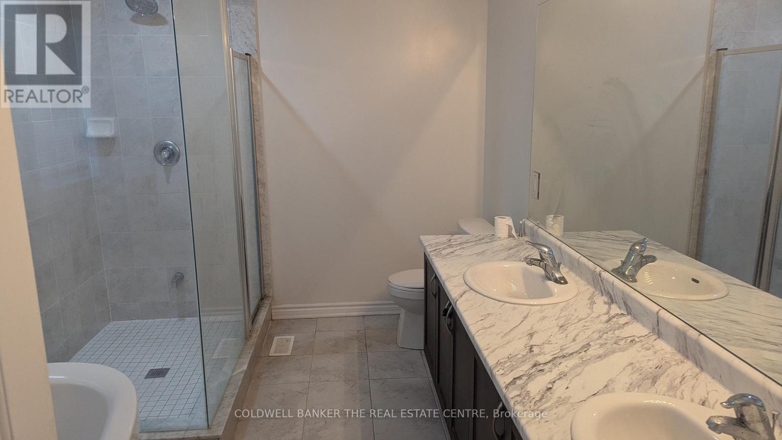 < - 1047 Barton Way, Innisfil, Ontario  L9S 0N5 - Photo 15 - N12613924