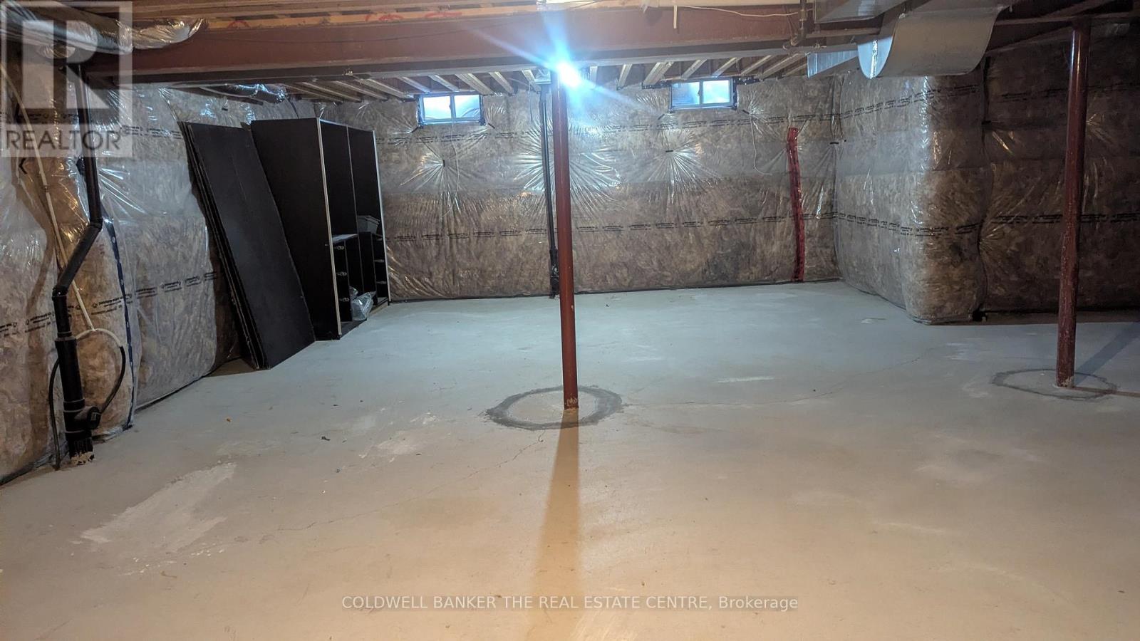 < - 1047 Barton Way, Innisfil, Ontario  L9S 0N5 - Photo 28 - N12613924