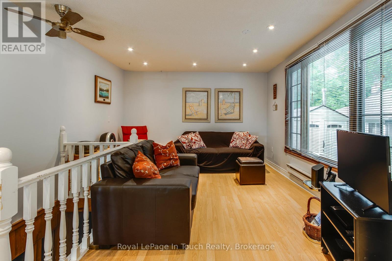 349 Balm Beach Road W, Tiny, Ontario  L0L 2J0 - Photo 13 - S12732976